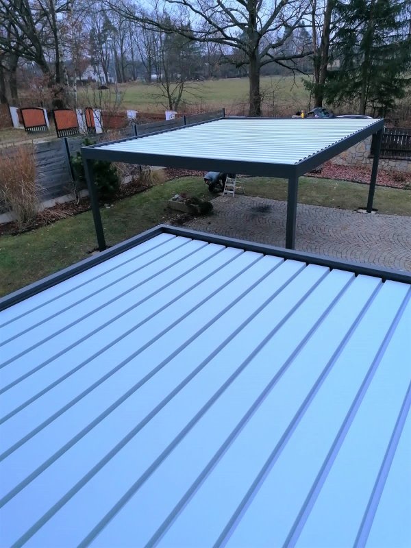 PERGOLA ALUX BIOclimatic + Carport Trapez