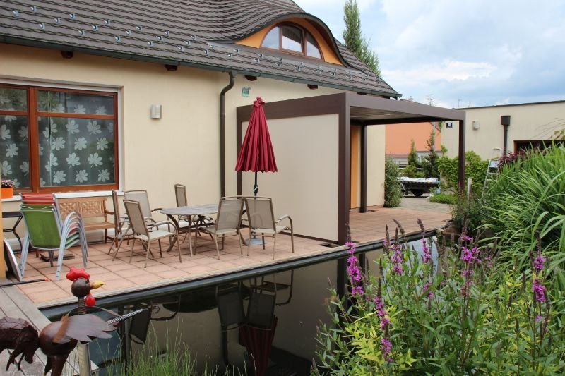 PERGOLA ALUX BIOclimatic V ATYPICKÉ BARVĚ